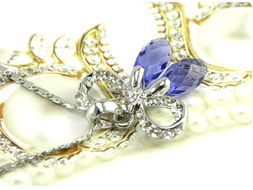 施華洛世奇水晶蝴蝶淚項鏈 點亮情人節的湛藍心意